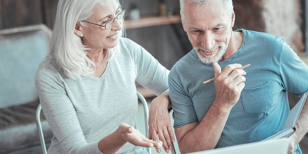 married couple discussing social security